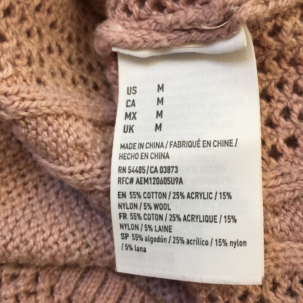 American Eagle Cable Knit Pink Ombré Sweater M - Picture 11 of 13